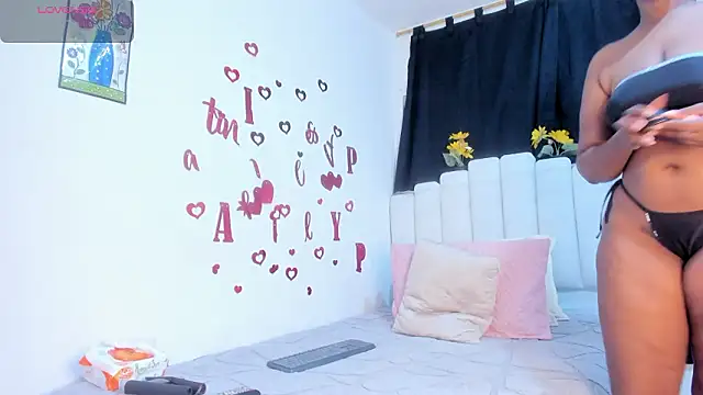 RoxannaBlanche online show from 03-06-26, 12:12