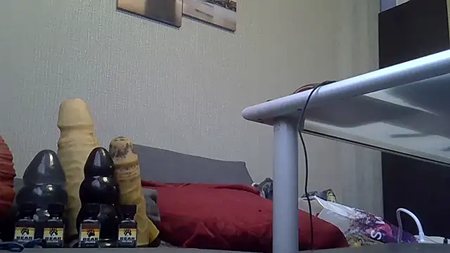 FISTCAMM online show from 02-18-26, 05:47