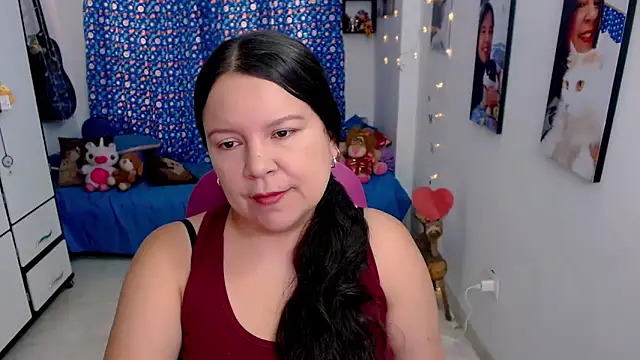 claryssa  online show from 03-27-26, 05:45