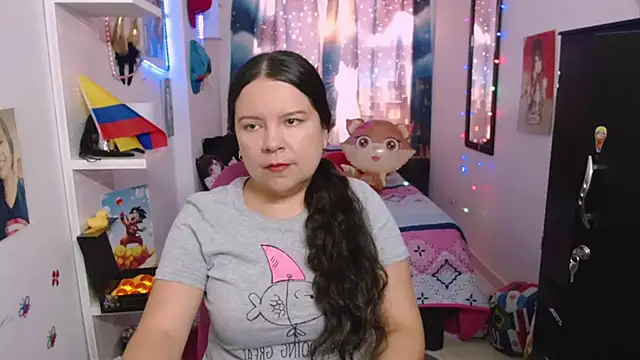 claryssa  online show from 07-25-26, 04:48