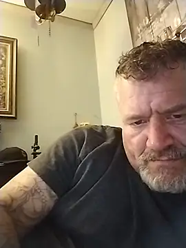 Snapshot of bigdoog8 chatting on 06-16-26, 10:12 bigdoog8 online show from 06-16-26, 10:12