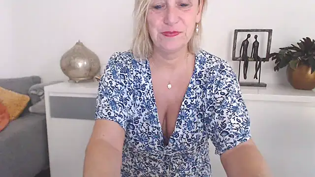 legalyblond online show from 10-30-25, 09:33