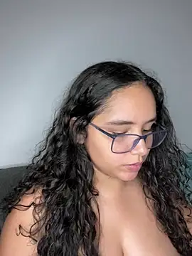 CurlyGirl 1 online show from 01-24-25, 05:42