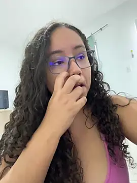 CurlyGirl 1 online show from 01-29-25, 12:24