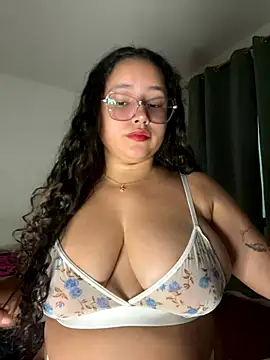 CurlyGirl 1 online show from 10-22-25, 10:31