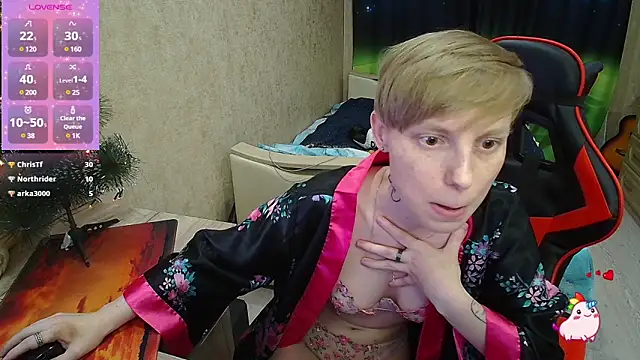 Snapshot of Alexis_Gordon chatting on 01-12-25, 12:18 Alexis Gordon online show from 01-12-25, 12:18