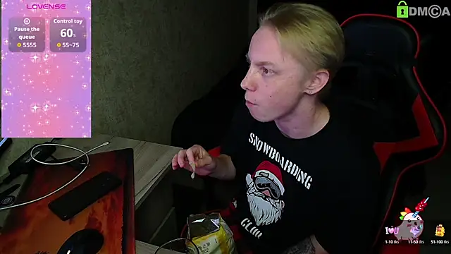 Snapshot of Alexis_Gordon chatting on 09-17-25, 07:37 Alexis Gordon online show from 09-17-25, 07:37