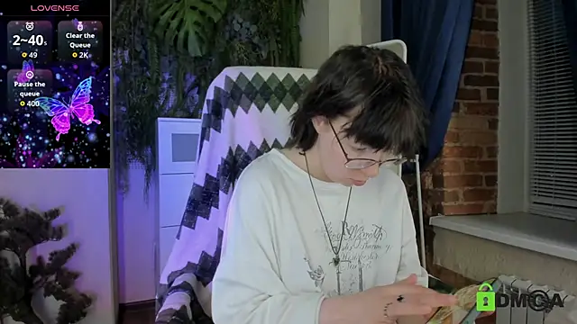 Melissa Wells online show from 06-09-26, 08:42