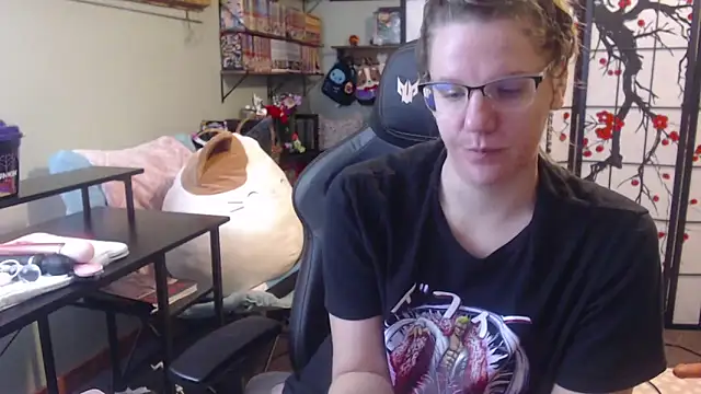 Sarahtineke online show from 03-04-26, 03:40