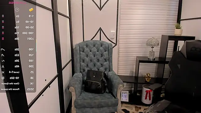 NicolRoss  online show from 11-25-25, 09:37