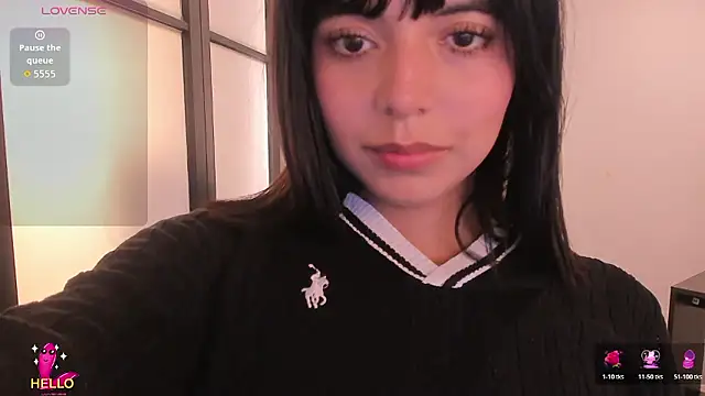 Snapshot of NicolRoss_ chatting on 01-09-26, 11:06 NicolRoss online show from 01-09-26, 11:06