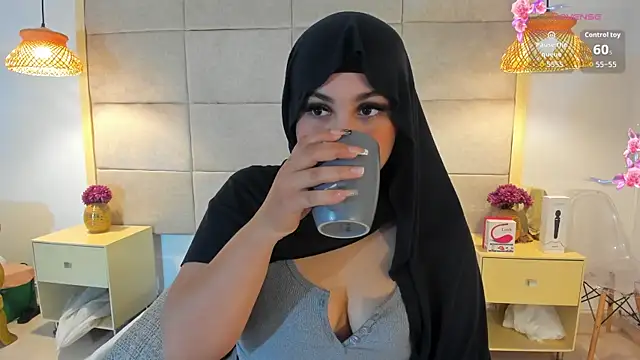  anjum  online show from 10-27-25, 12:53