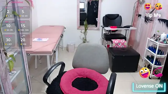 titsbiglovers online show from 06-30-26, 10:55