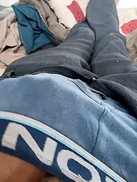 Snapshot of Monster_Bigdick chatting on 11-06-25, 06:58 Monster Bigdick online show from 11-06-25, 06:58