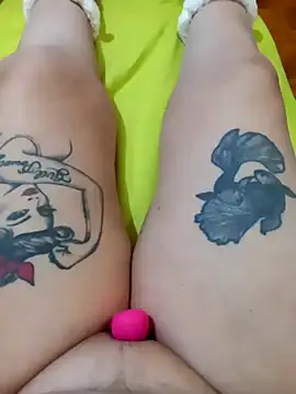 Snapshot of Hotsereia chatting on 12-08-24, 04:14 Hotsereia online show from 12-08-24, 04:14