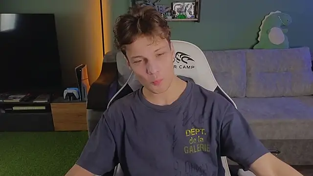 TeddyLiLboy online show from 11-24-25, 01:55