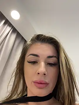 IsabellaEtthan online show from 01-31-26, 07:12