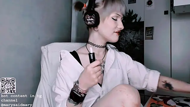 say mary online show from 09-26-25, 02:59