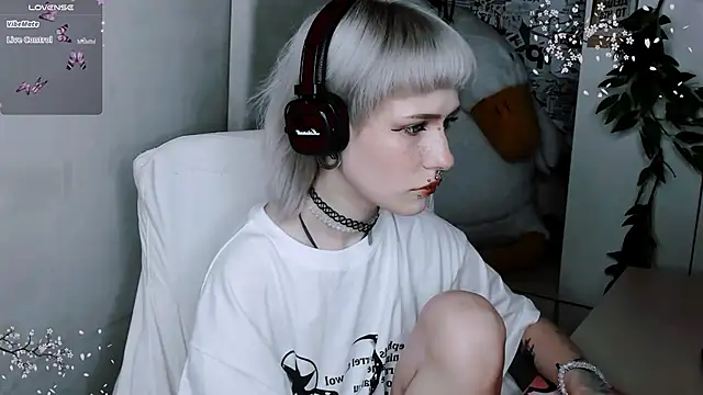 say mary online show from 11-05-25, 04:51