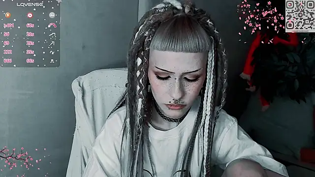 say mary online show from 12-04-25, 11:41