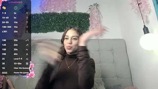 Snapshot of misticasexy chatting on 02-06-25, 03:37 misticasexy online show from 02-06-25, 03:37