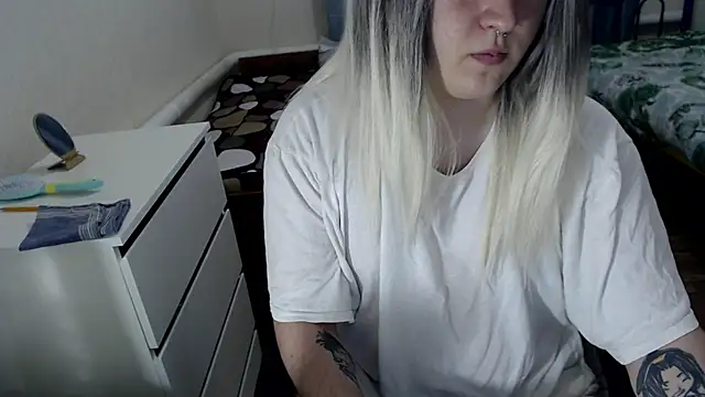 EvaMiron online show from 03-28-26, 04:28