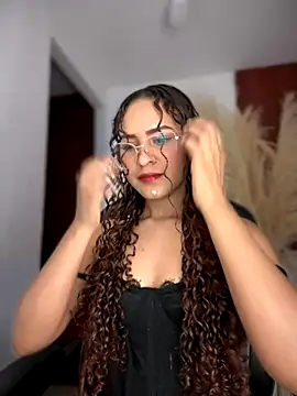 Snapshot of gretta_kler1 chatting on 11-02-25, 07:16 gretta kler1 online show from 11-02-25, 07:16