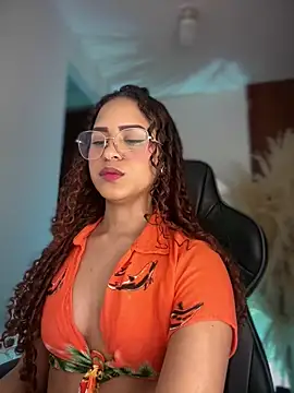 Snapshot of gretta_kler1 chatting on 03-08-26, 10:46 gretta kler1 online show from 03-08-26, 10:46