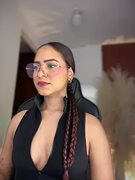 Snapshot of gretta_kler1 chatting on 06-23-26, 10:41 gretta kler1 online show from 06-23-26, 10:41