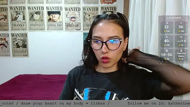 Snapshot of wild_kittys chatting on 10-26-25, 10:47 wild kittys online show from 10-26-25, 10:47