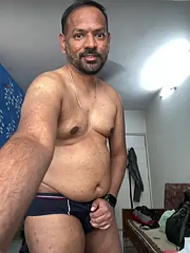 Snapshot of lovbombayduck11 chatting on 02-20-26, 07:21 lovbombayduck11 online show from 02-20-26, 07:21