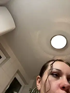 Snapshot of kinkygirl420x chatting on 02-13-25, 10:00 kinkygirl420x online show from 02-13-25, 10:00