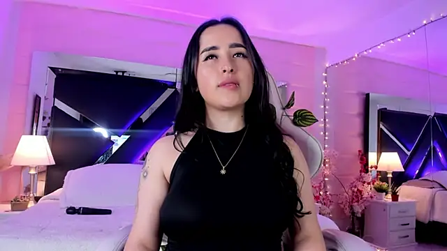 Snapshot of Andrex_Joness chatting on 01-09-25, 01:08 Andrex Joness online show from 01-09-25, 01:08