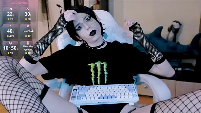 FemAlexa  online show from 04-10-26, 05:17