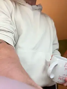 AleFitt online show from 04-25-26, 07:55