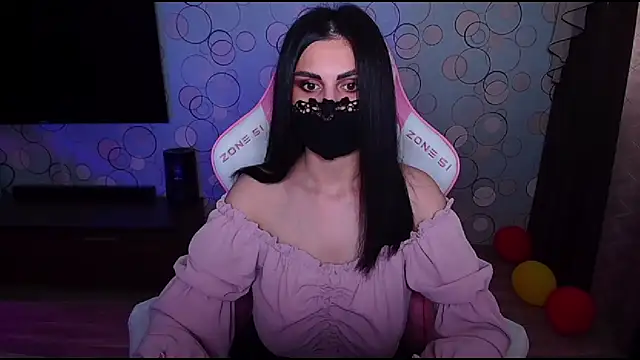   Yasmina   online show from 04-13-26, 05:24