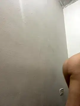 florchu7 online show from 11-01-25, 06:48