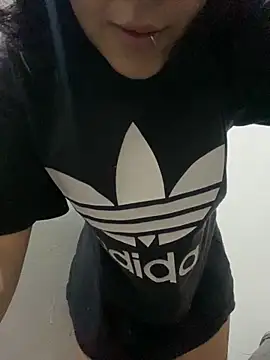 florchu7 online show from 12-05-25, 05:38