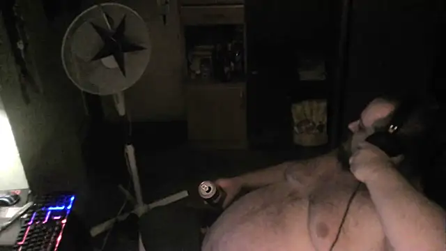 Snapshot of perversalus chatting on 01-03-25, 01:38 perversalus online show from 01-03-25, 01:38