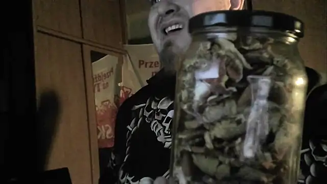 Snapshot of perversalus chatting on 02-09-25, 10:43 perversalus online show from 02-09-25, 10:43