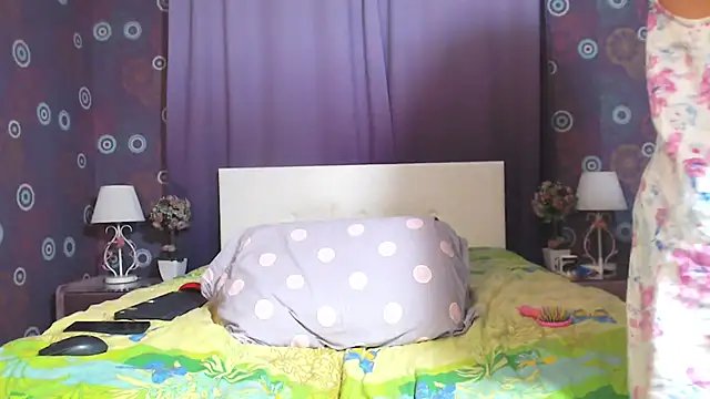 Snapshot of SquirtyAlice chatting on 03-15-25, 02:35 SquirtyAlice online show from 03-15-25, 02:35