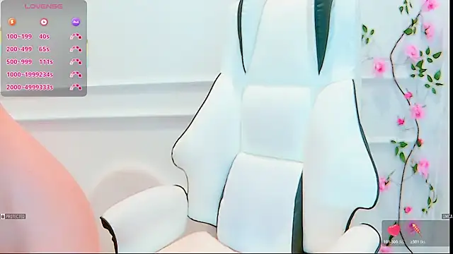 Snapshot of PimChanOK chatting on 05-31-26, 09:05 PimChanOK online show from 05-31-26, 09:05
