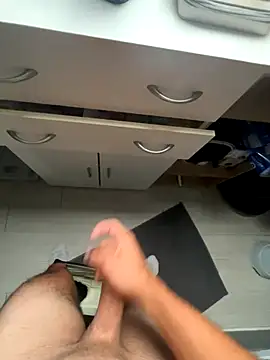 Snapshot of Mecchaud06 chatting on 10-03-25, 02:14 Mecchaud06 online show from 10-03-25, 02:14