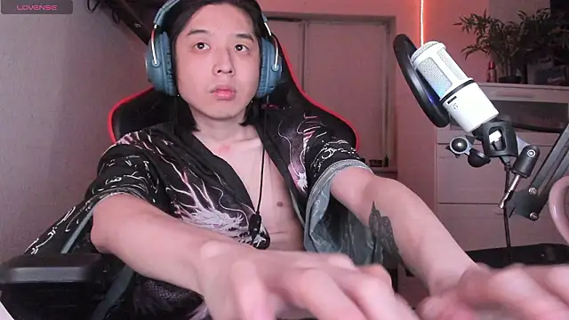 wexlee7 online show from 02-08-26, 09:40