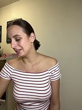 Hii Lolla online show from 12-15-24, 06:15