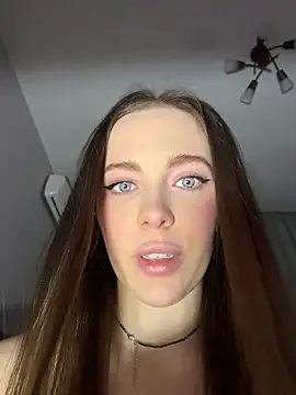 -SweetDi- online show from 04-22-26, 07:59