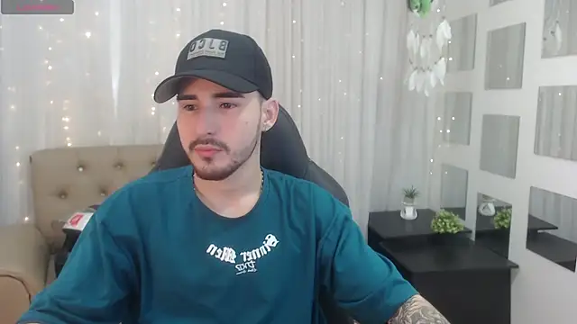 DmitriSanders online show from 12-24-24, 12:55