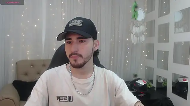 DmitriSanders online show from 12-28-24, 03:15