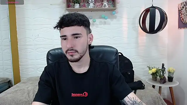 DmitriSanders online show from 01-13-25, 11:17