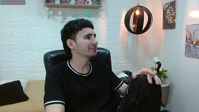 DmitriSanders online show from 03-20-25, 08:40